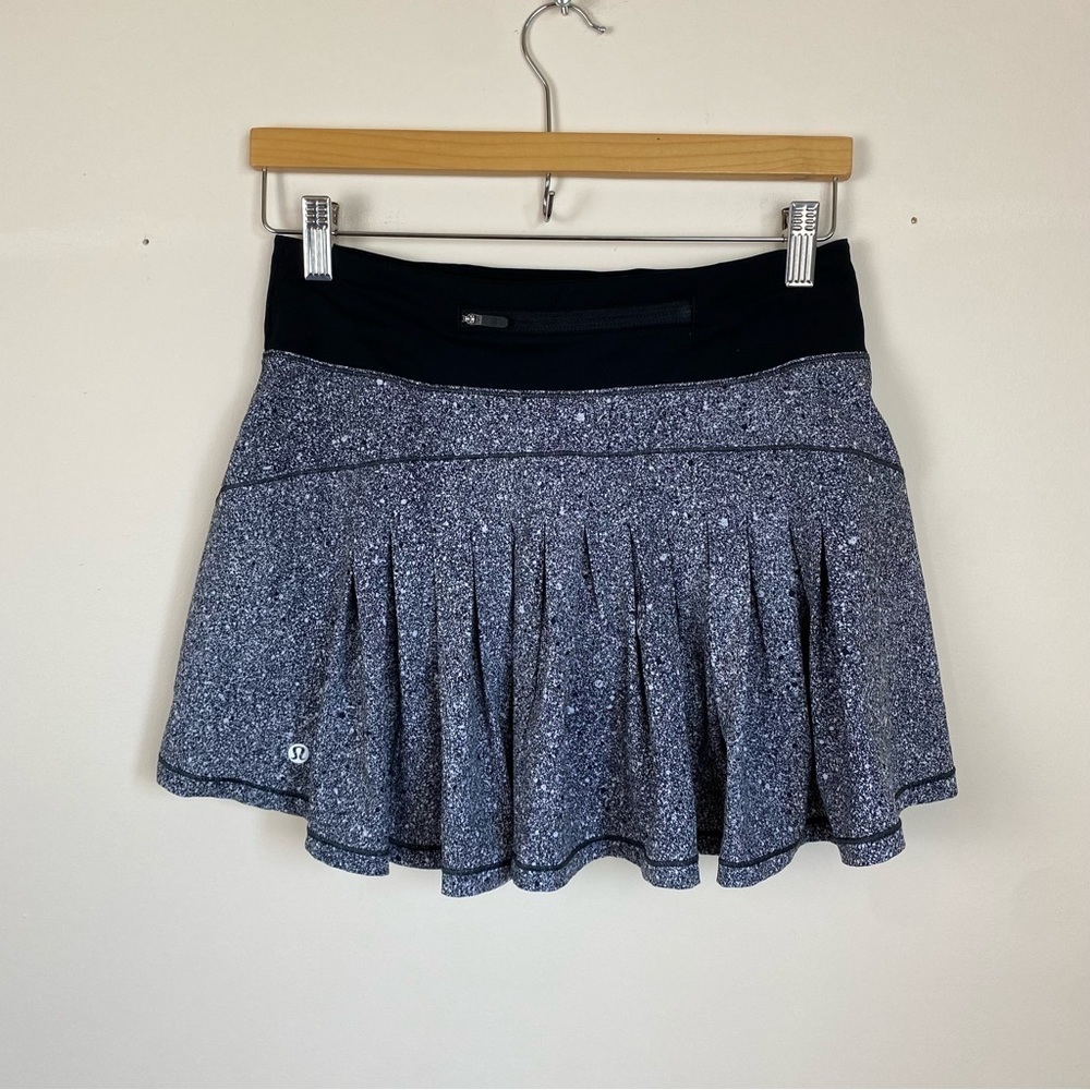 Lululemon Circuit Breaker Skirt II (Tall) 15" Luminesce Splatter White Black